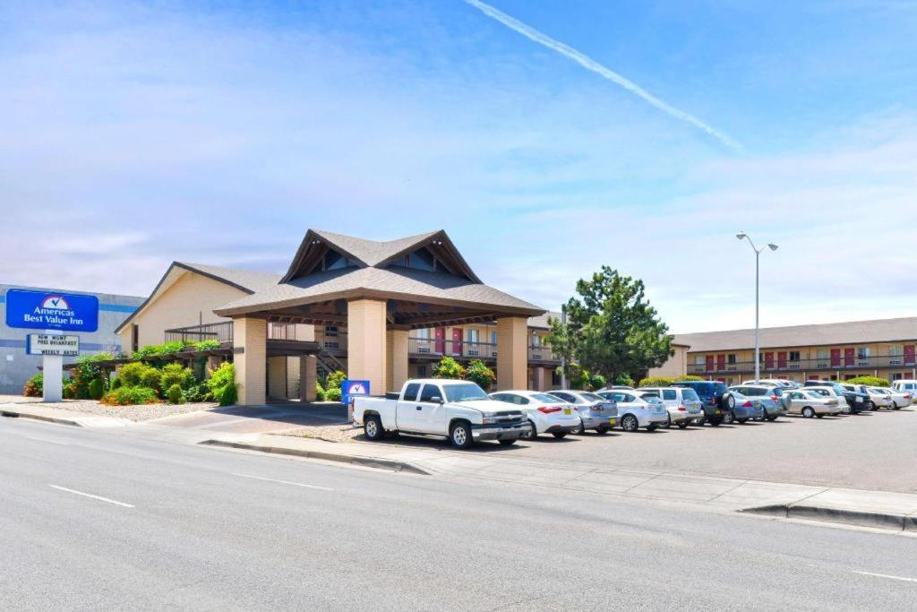 Days Inn By Wyndham Albuquerque Northeast Exteriör bild